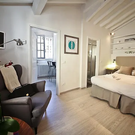 Apartment Pinzochere Mansarda Florence